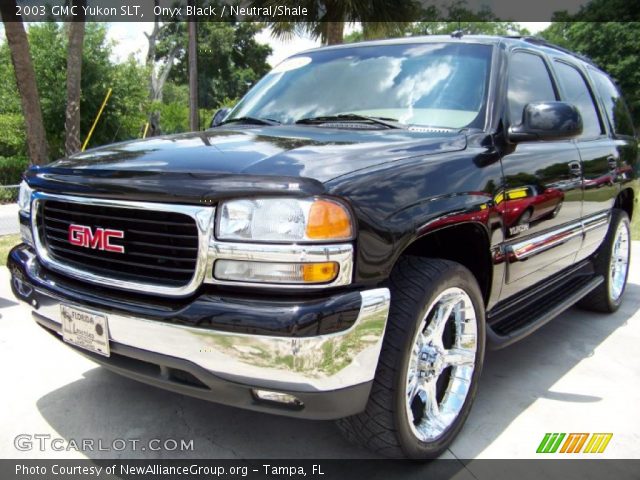 2003 GMC Yukon SLT in Onyx Black