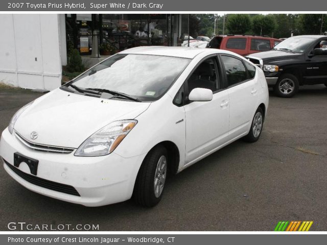 2007 Toyota Prius Hybrid in Super White