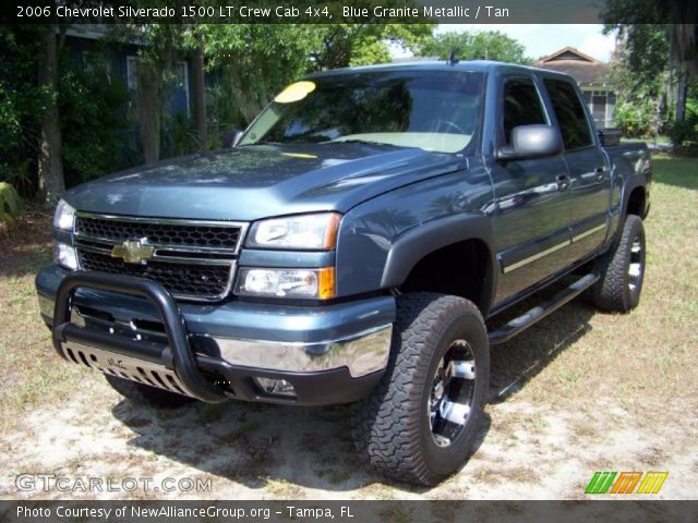 2006 Chevrolet Silverado 1500 LT Crew Cab 4x4 in Blue Granite Metallic