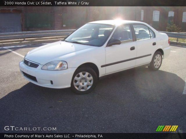 2000 Honda Civic LX Sedan in Taffeta White