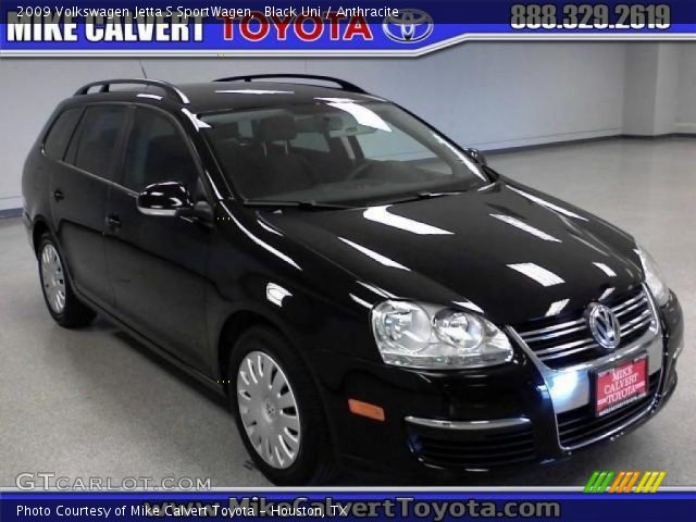 2009 Volkswagen Jetta S SportWagen in Black Uni