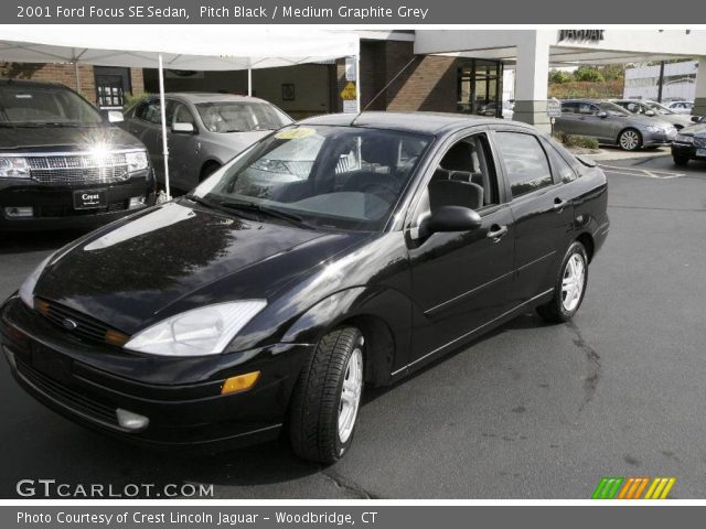 2001 Ford Focus SE Sedan in Pitch Black