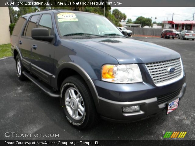 2004 Ford Expedition XLT in True Blue Metallic