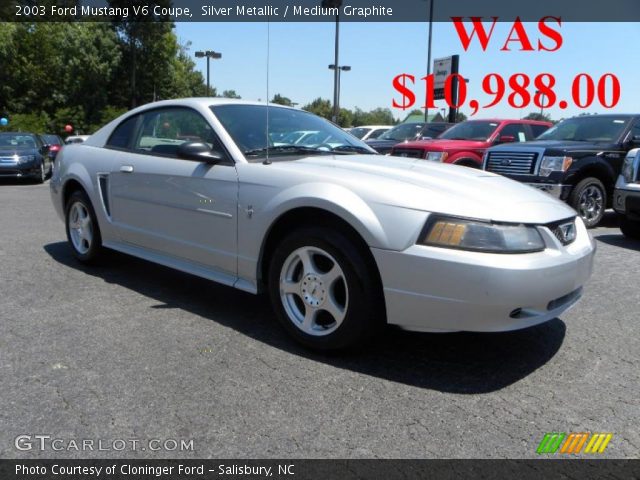 2003 Ford Mustang V6 Coupe in Silver Metallic