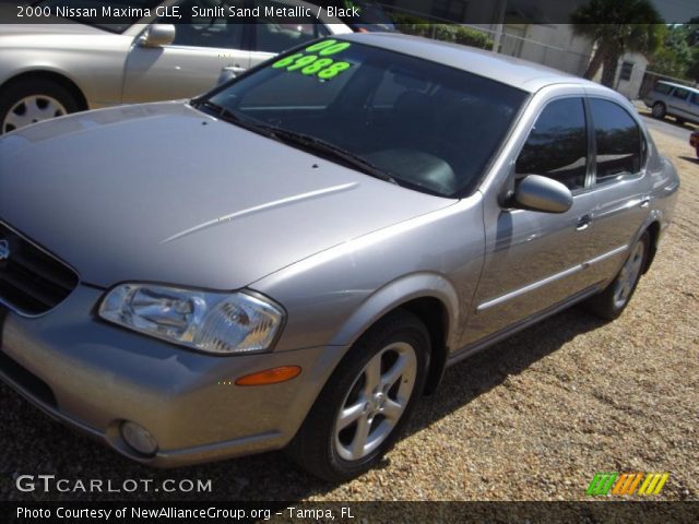 2000 Nissan Maxima GLE in Sunlit Sand Metallic