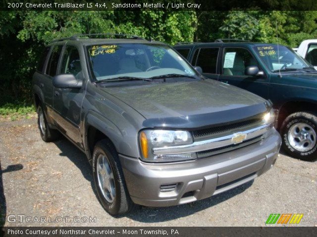 2007 Chevrolet TrailBlazer LS 4x4 in Sandstone Metallic