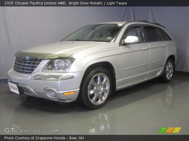 2005 Chrysler Pacifica Limited AWD in Bright Silver Metallic