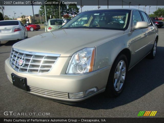 2007 Cadillac DTS Sedan in Gold Mist