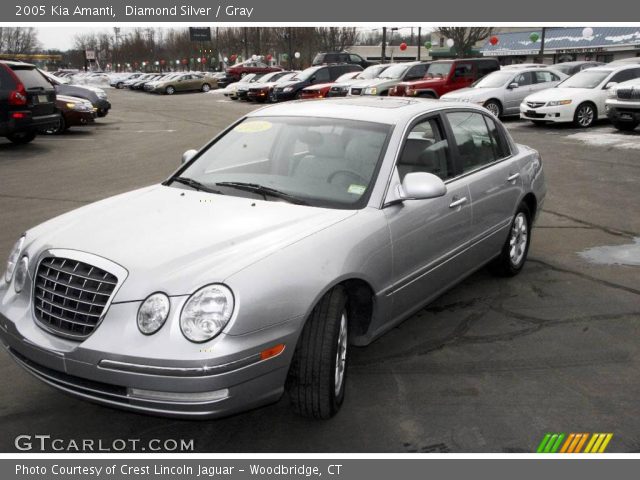2005 Kia Amanti  in Diamond Silver