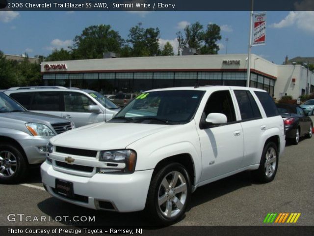 2006 Chevrolet TrailBlazer SS AWD in Summit White