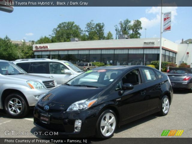 2010 Toyota Prius Hybrid V in Black