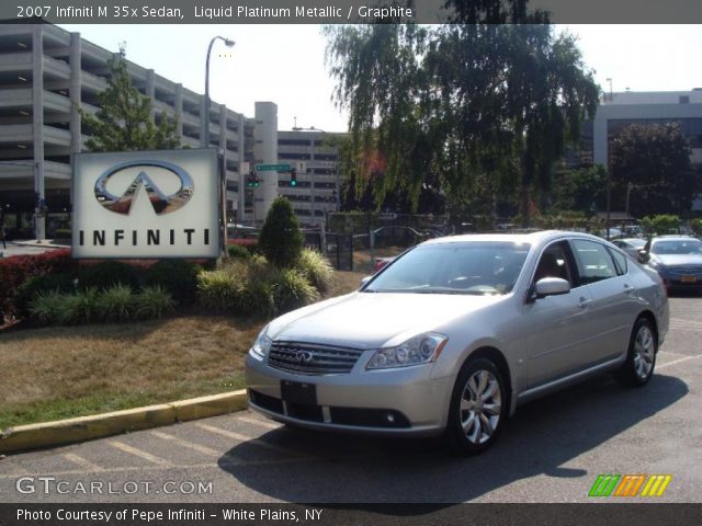 2007 Infiniti M 35x Sedan in Liquid Platinum Metallic
