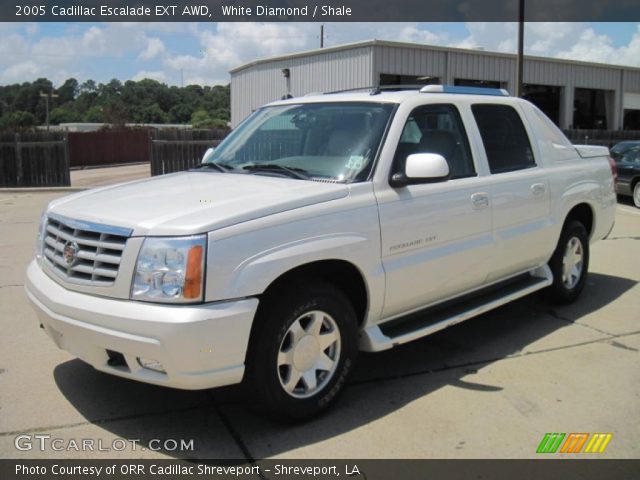 2005 Cadillac Escalade EXT AWD in White Diamond