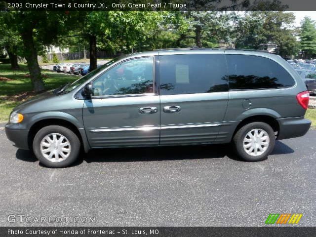 2003 Chrysler Town & Country LXi in Onyx Green Pearl