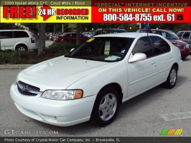 2000 Nissan Altima GXE in Cloud White