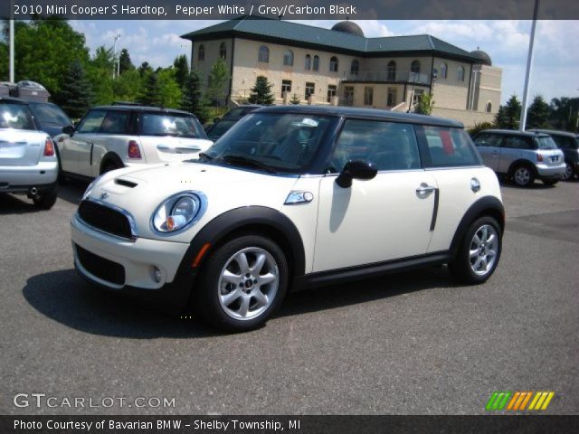 2010 Mini Cooper S Hardtop in Pepper White