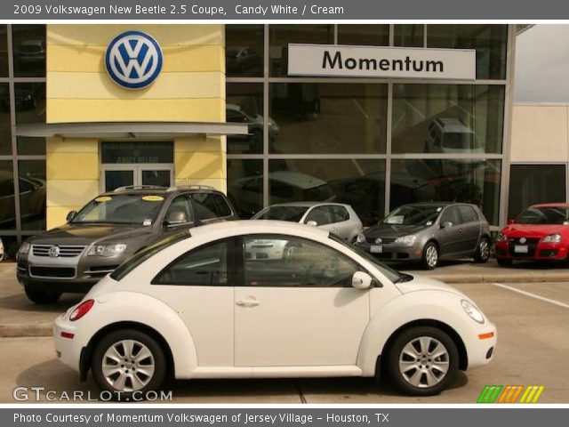 2009 Volkswagen New Beetle 2.5 Coupe in Candy White