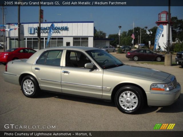 2005 Mercury Grand Marquis GS in Gold Ash Metallic