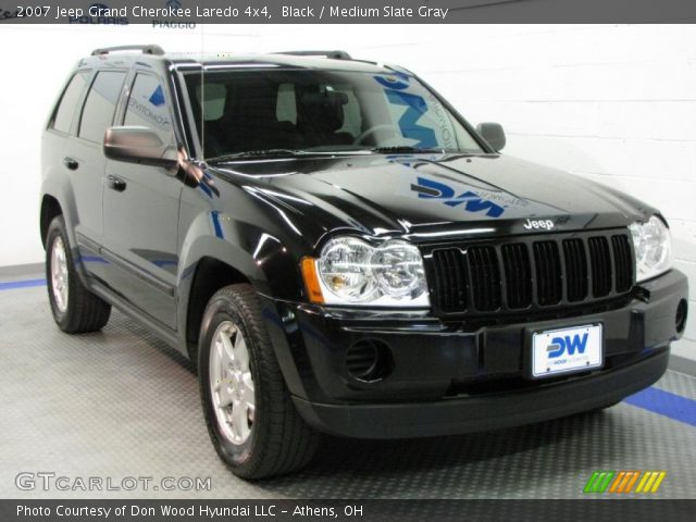 2007 Jeep Grand Cherokee Laredo 4x4 in Black