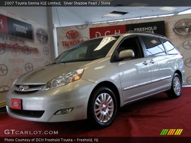2007 Toyota Sienna XLE Limited in Silver Shadow Pearl