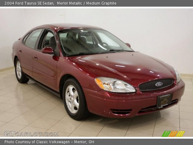 2004 Ford Taurus SE Sedan in Merlot Metallic