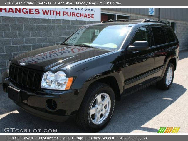 2007 Jeep Grand Cherokee Laredo 4x4 in Black