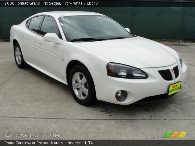 2008 Pontiac Grand Prix Sedan in Ivory White