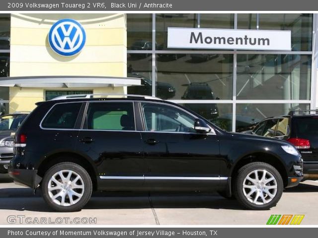 2009 Volkswagen Touareg 2 VR6 in Black Uni