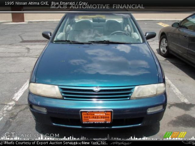 1995 Nissan Altima GXE in Blue Emerald
