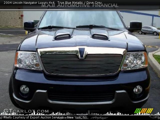 2004 Lincoln Navigator Luxury 4x4 in True Blue Metallic