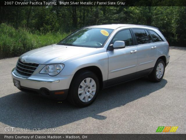 2007 Chrysler Pacifica Touring in Bright Silver Metallic