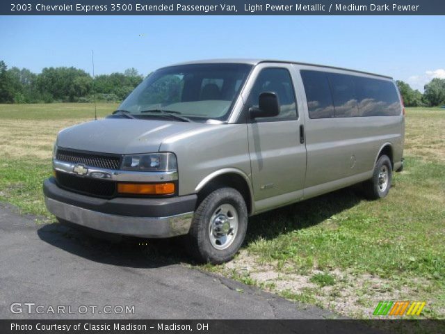 2003 Chevrolet Express 3500 Extended Passenger Van in Light Pewter Metallic