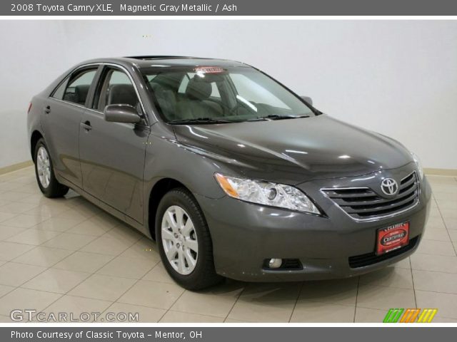 2008 Toyota Camry XLE in Magnetic Gray Metallic