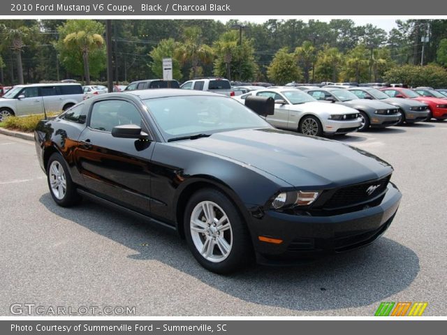 2010 Ford Mustang V6 Coupe in Black