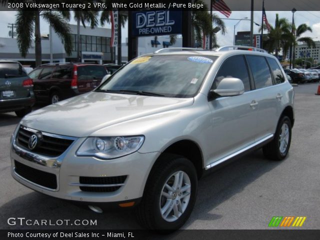 2008 Volkswagen Touareg 2 VR6 in White Gold Metallic