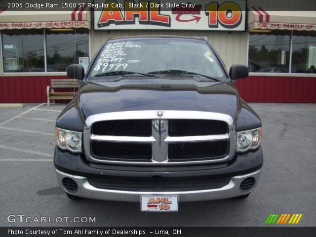 2005 Dodge Ram 1500 ST Regular Cab in Black
