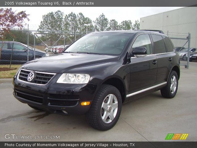 2005 Volkswagen Touareg V6 in Black