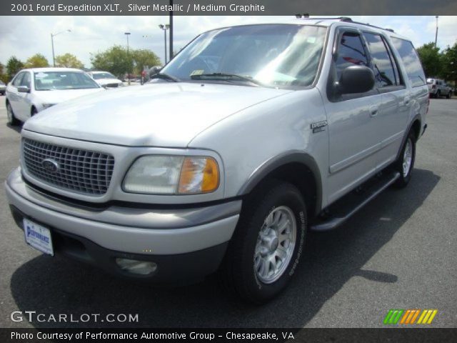 2001 Ford Expedition XLT in Silver Metallic