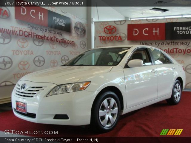2007 Toyota Camry LE in Super White