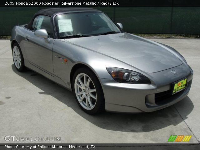 2005 Honda S2000 Roadster in Silverstone Metallic