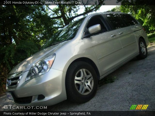 2005 Honda Odyssey EX-L in Silver Pearl Metallic