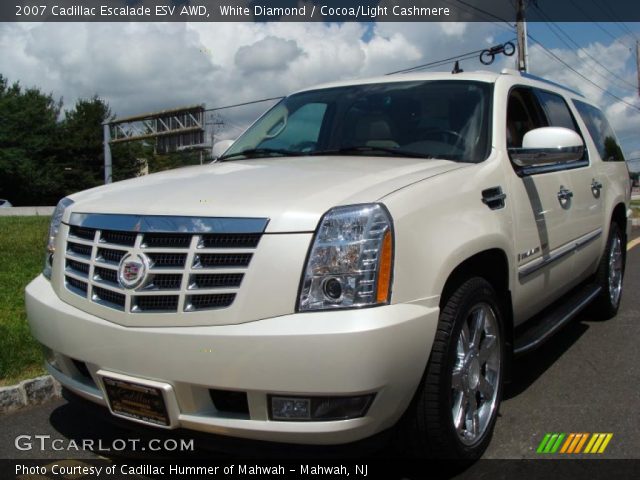 2007 Cadillac Escalade ESV AWD in White Diamond