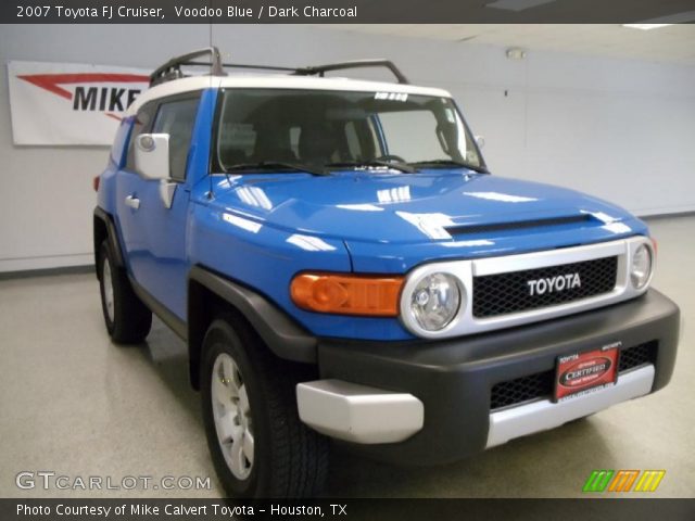 2007 Toyota FJ Cruiser  in Voodoo Blue