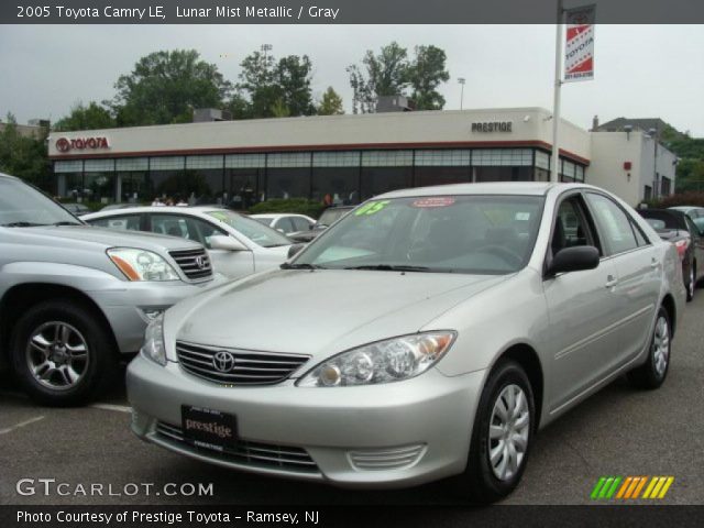 2005 Toyota Camry LE in Lunar Mist Metallic