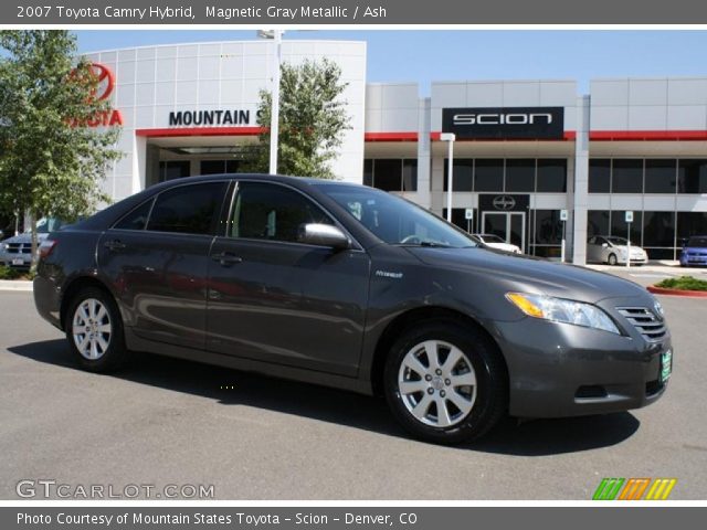 2007 Toyota Camry Hybrid in Magnetic Gray Metallic