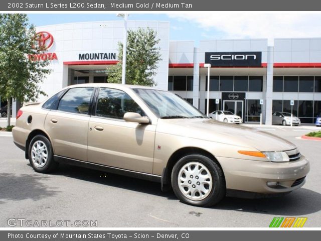 2002 Saturn L Series L200 Sedan in Medium Gold