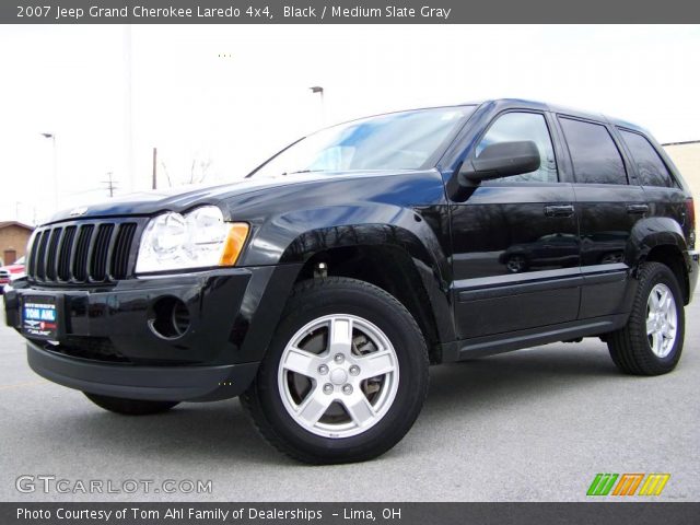 2007 Jeep Grand Cherokee Laredo 4x4 in Black