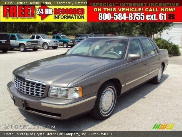 1999 Cadillac DeVille Sedan in Cashmere