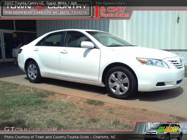 2007 Toyota Camry LE in Super White