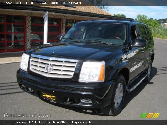 2002 Cadillac Escalade AWD in Sable Black